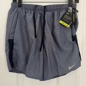 New Nike Mens Challenger Running Shorts - Small